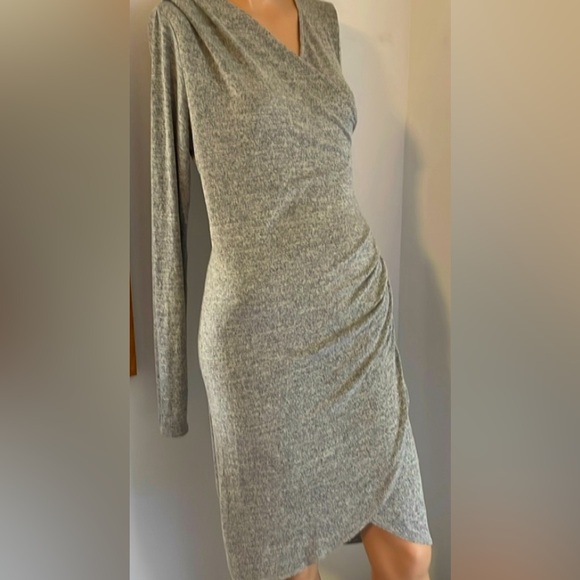 Wilfred Dresses & Skirts - M PTP 18-22” Wilfred tulip style faux wrap long sleeve dress Klum